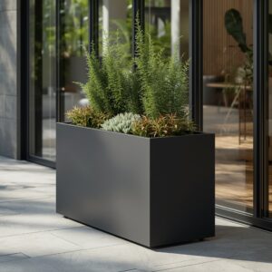 Czarna prostokątna donica metalowa malowana proszkowo – elegancka i nowoczesna