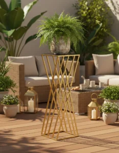 Stojak metalowy na kwiaty krzyżowy malowany proszkowo na złoto – elegancka dekoracja do wnętrz