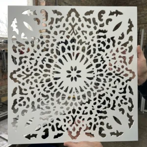 Panel Dekoracyjny Metalowy Lotus Radiance – ażurowy panel ścienny z symetrycznym wzorem