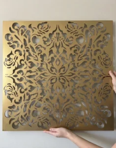 Panel dekoracyjny metalowy złoty ornamentowy symetryczny arabeska na ścianę