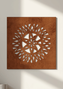 Panel dekoracyjny ażurowy Helios Corten z metalu, słoneczny wzór w wykończeniu corten
