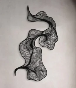 Dekoracja Metalowa Abstrakcyjna Fala – nowoczesna ścienna ozdoba ze stali malowanej proszkowo lub cortenu.