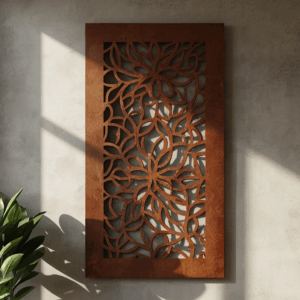 Panel dekoracyjny metalowy Kwiatowa Symetria ze stali corten z ażurowym motywem roślinnym