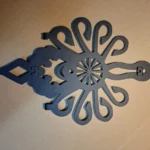 Parzenica góralska z metalu – detal ornamentu podhalańskiego