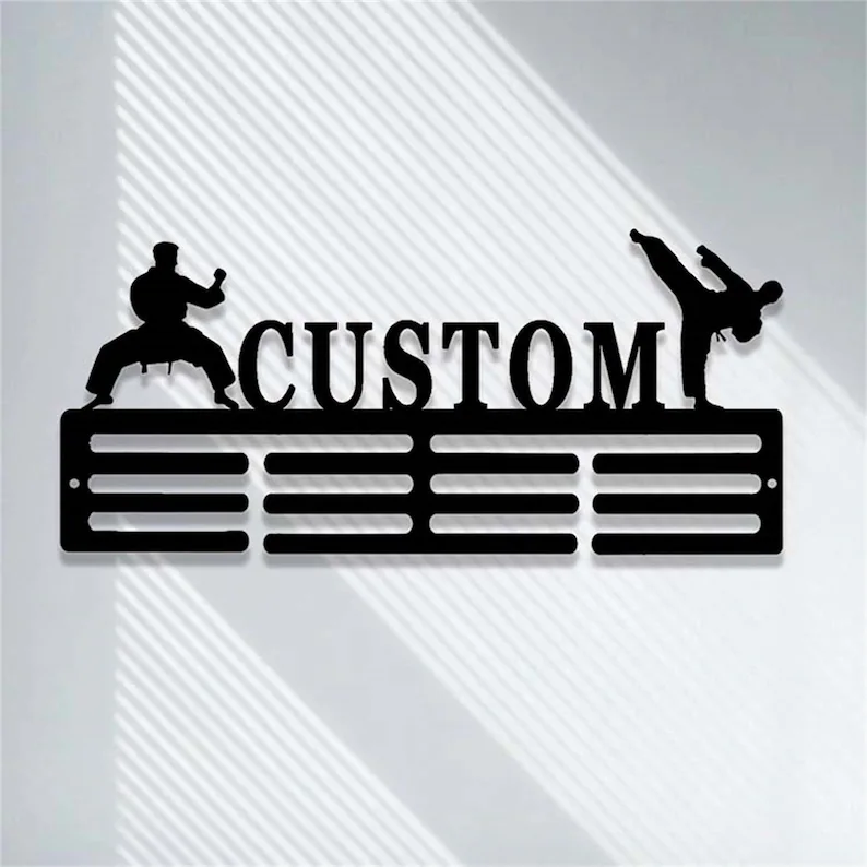 personalizowany wieszak na medale z własnym napisem