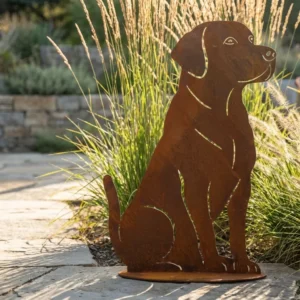 Metalowa dekoracja ogrodowa Pies – wolnostojąca sylwetka z metalu (corten)