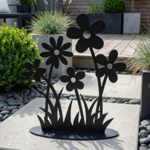 Polne kwiaty sylwetka ogrodowa – nowoczesna, wolnostojąca dekoracja z metalu w czarnym wykończeniu