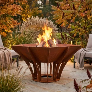 Palenisko Ogrodowe Fire Lotus metalowe palenisko corten z ogniem w ogrodzie