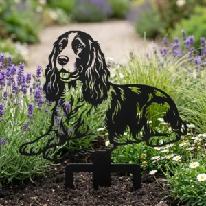 Springer Spaniel angielski – Dekoracja Ogrodowa Metalowa w rabacie ogrodowej