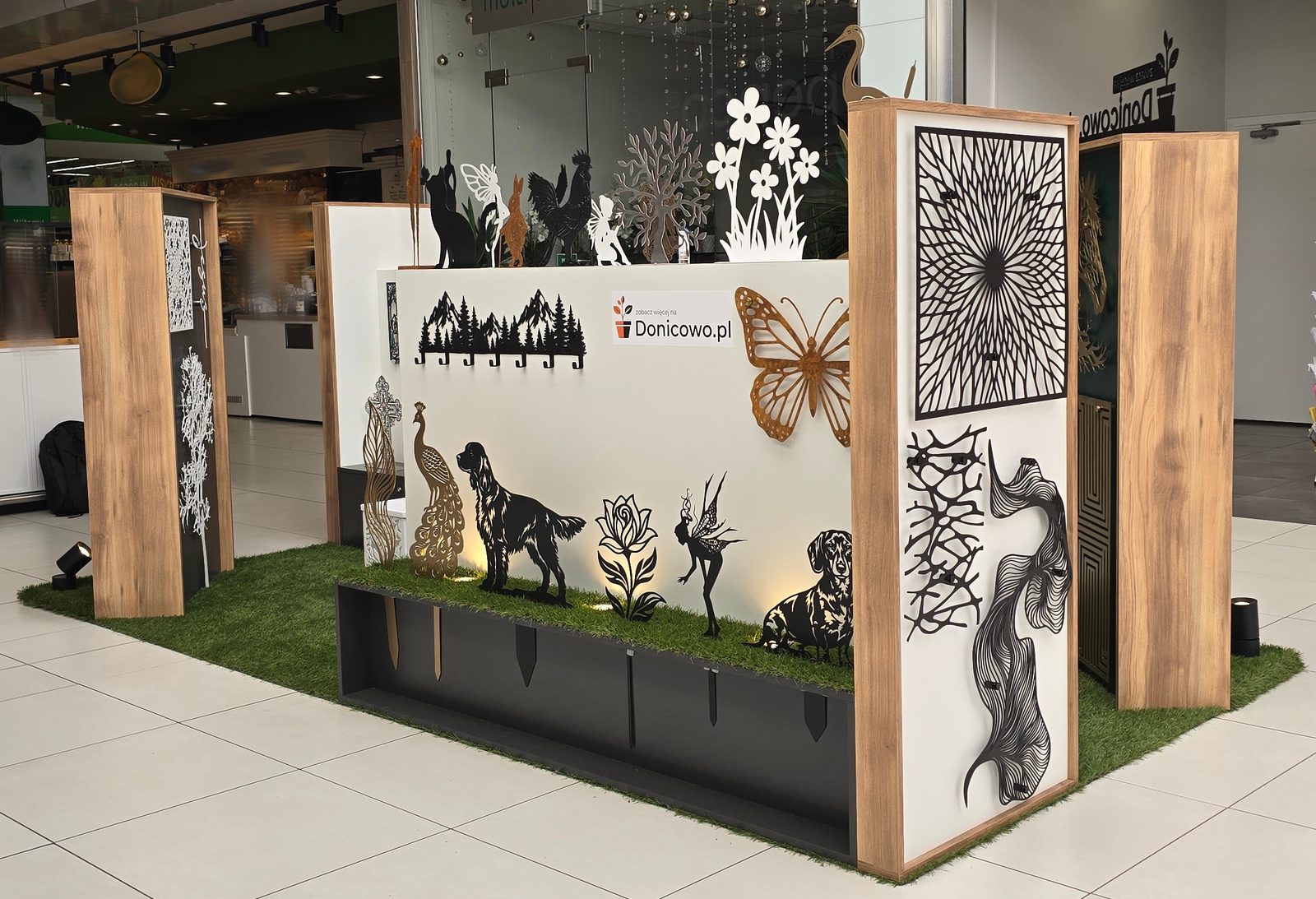 Ekspozycja produktów Donicowo.pl w Centrum Nowe Czyżyny w Krakowie