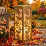 Jarzębinowy Urok metalowy lampion ogrodowy z motywem jarzębiny