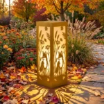 Lis o Zmierzchu metalowy lampion ogrodowy z motywem lisa